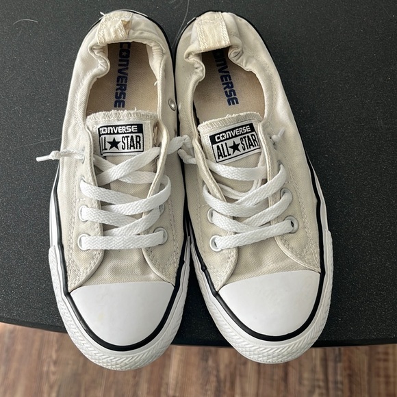 Women’s low top converse sneakers us 8.5 grey - Picture 1 of 3